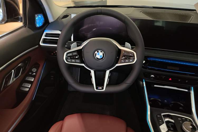 Used BMW 3 Series 2025 325Li M Sport Package Steering Wheel