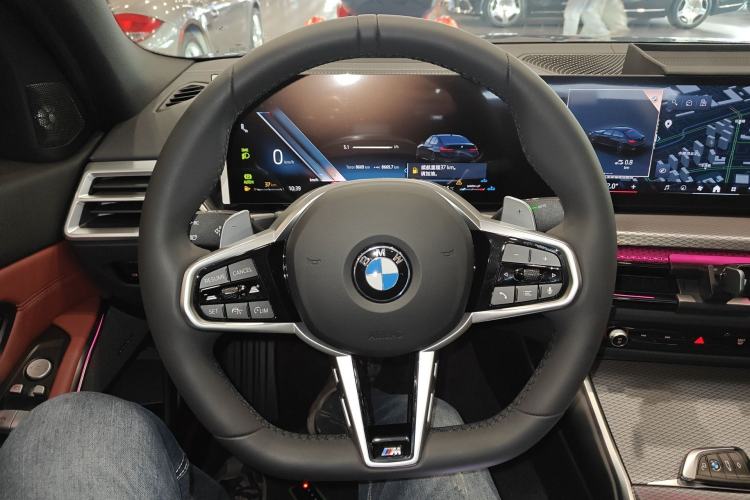 Used BMW 3 Series 2025 330i M Sport Night Edition Package Steering Wheel
