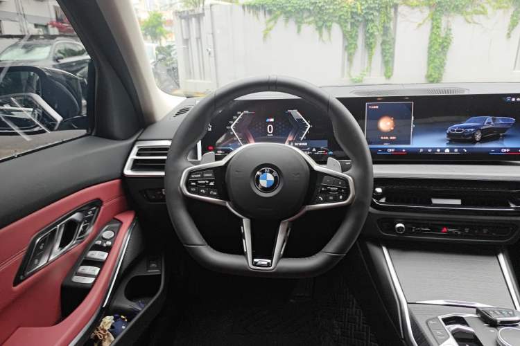 Used BMW 3 Series 2025 325Li M Sport Package Steering Wheel