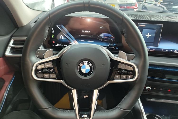 Used BMW 3 Series 2025 325i M Sport Package Steering Wheel