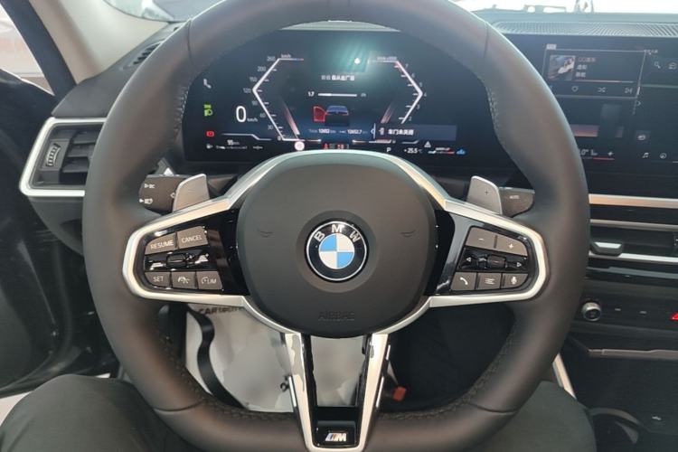 Used BMW 3 Series 2025 330Li M Sport Shadowline Package Steering Wheel