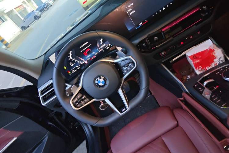 Used BMW 3 Series 2025 325i M Sport Package Steering Wheel