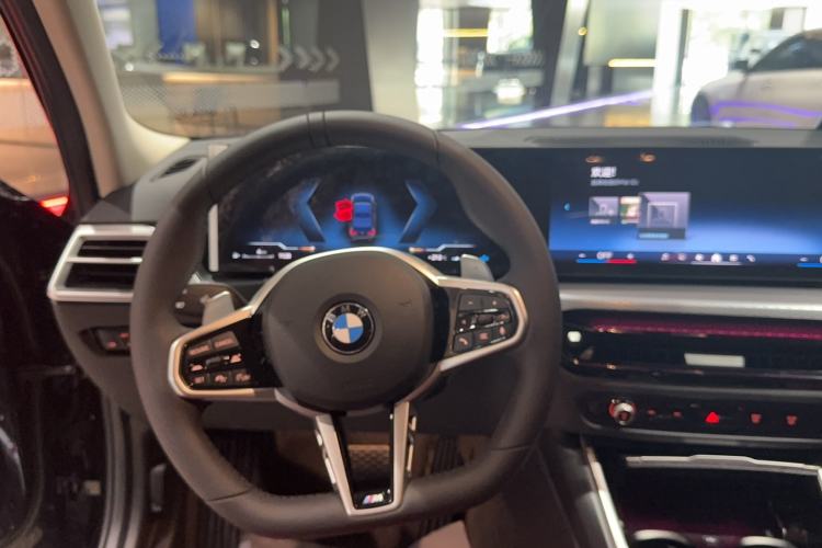 Used BMW 3 Series 2025 330Li M Sport Shadowline Package Steering Wheel