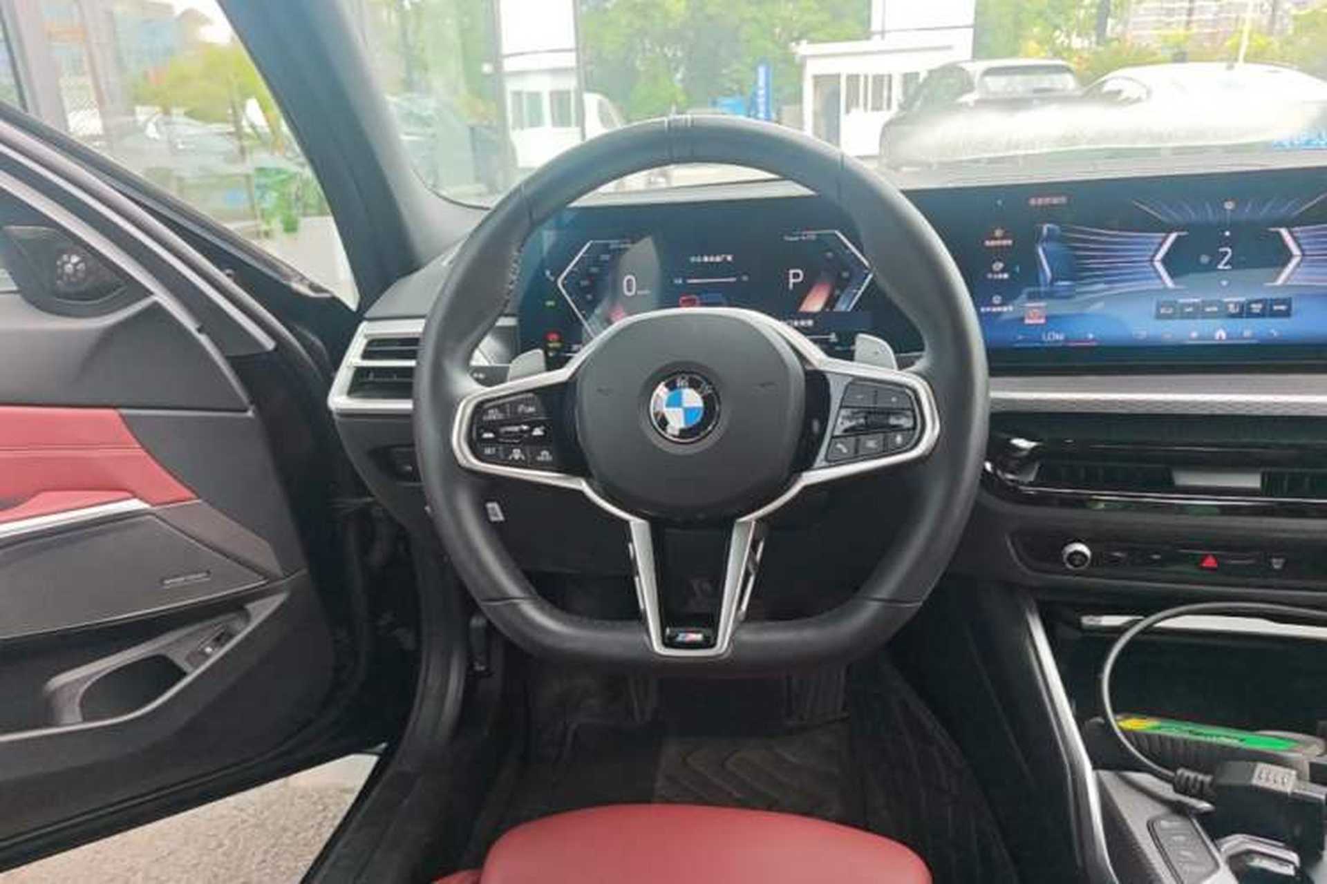 Used BMW 3 Series 2025 330Li M Sport Shadowline Package Steering Wheel