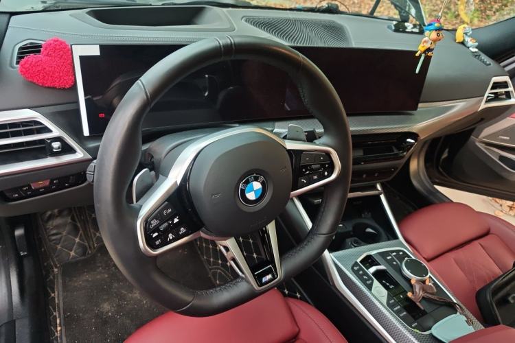 Used BMW 3 Series 2025 330Li Luxury Edition M Sport Night Edition Package Steering Wheel
