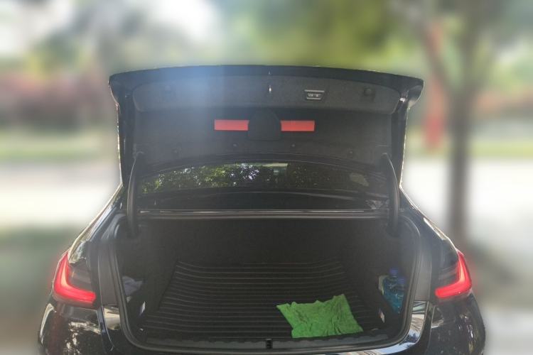 Used BMW 3 Series 2025 330Li M Sport Shadowline Package Trunk