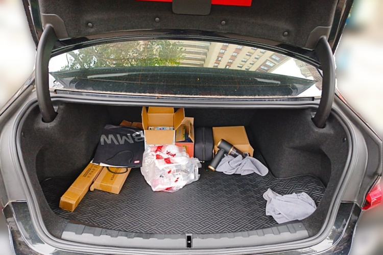 Used BMW 3 Series 2025 325Li M Sport Package Trunk
