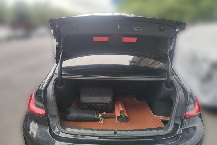 Used BMW 3 Series 2025 330Li M Sport Shadowline Package Trunk