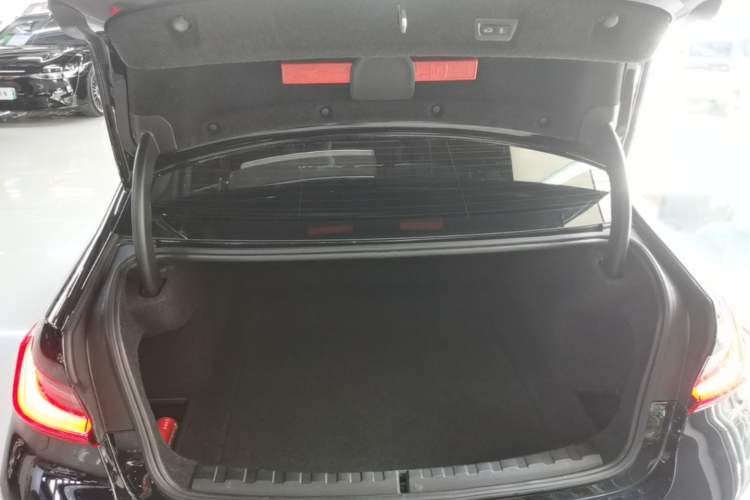Used BMW 3 Series 2025 325Li M Sport Package Trunk