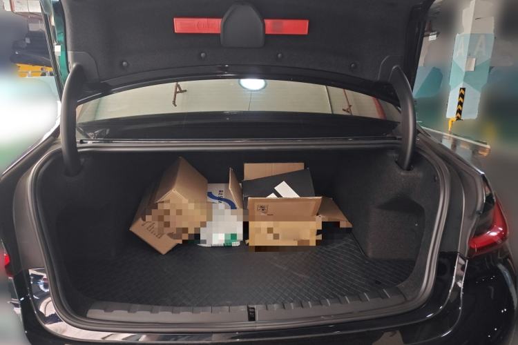 Used BMW 3 Series 2025 330Li M Sport Shadowline Package Trunk