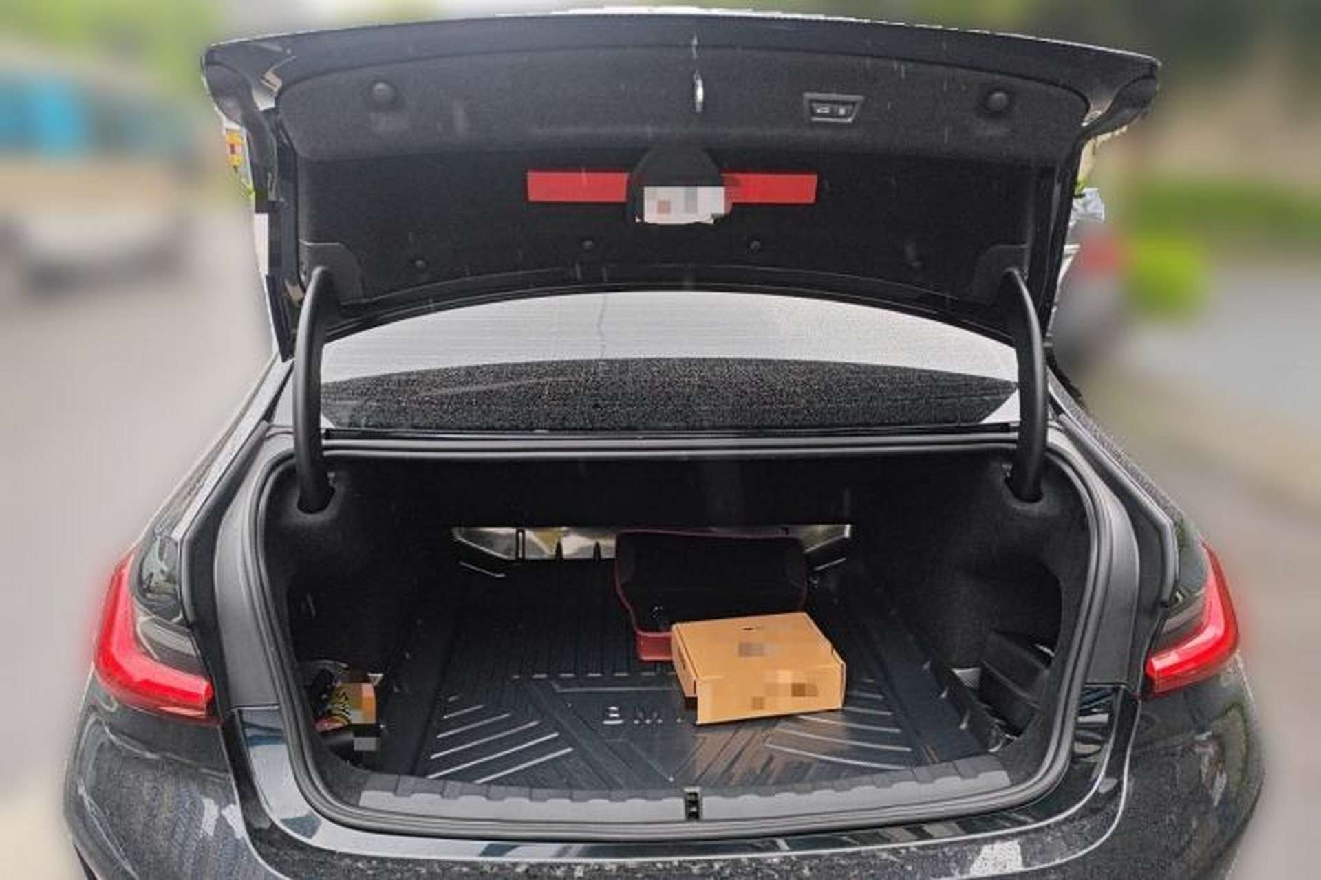 Used BMW 3 Series 2025 330Li M Sport Shadowline Package Trunk