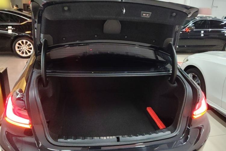 Used BMW 3 Series 2025 330Li M Sport Shadowline Package Trunk