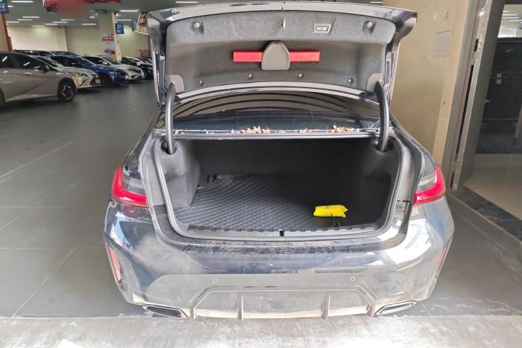 Used BMW 3 Series 2025 330Li M Sport Shadowline Package Trunk