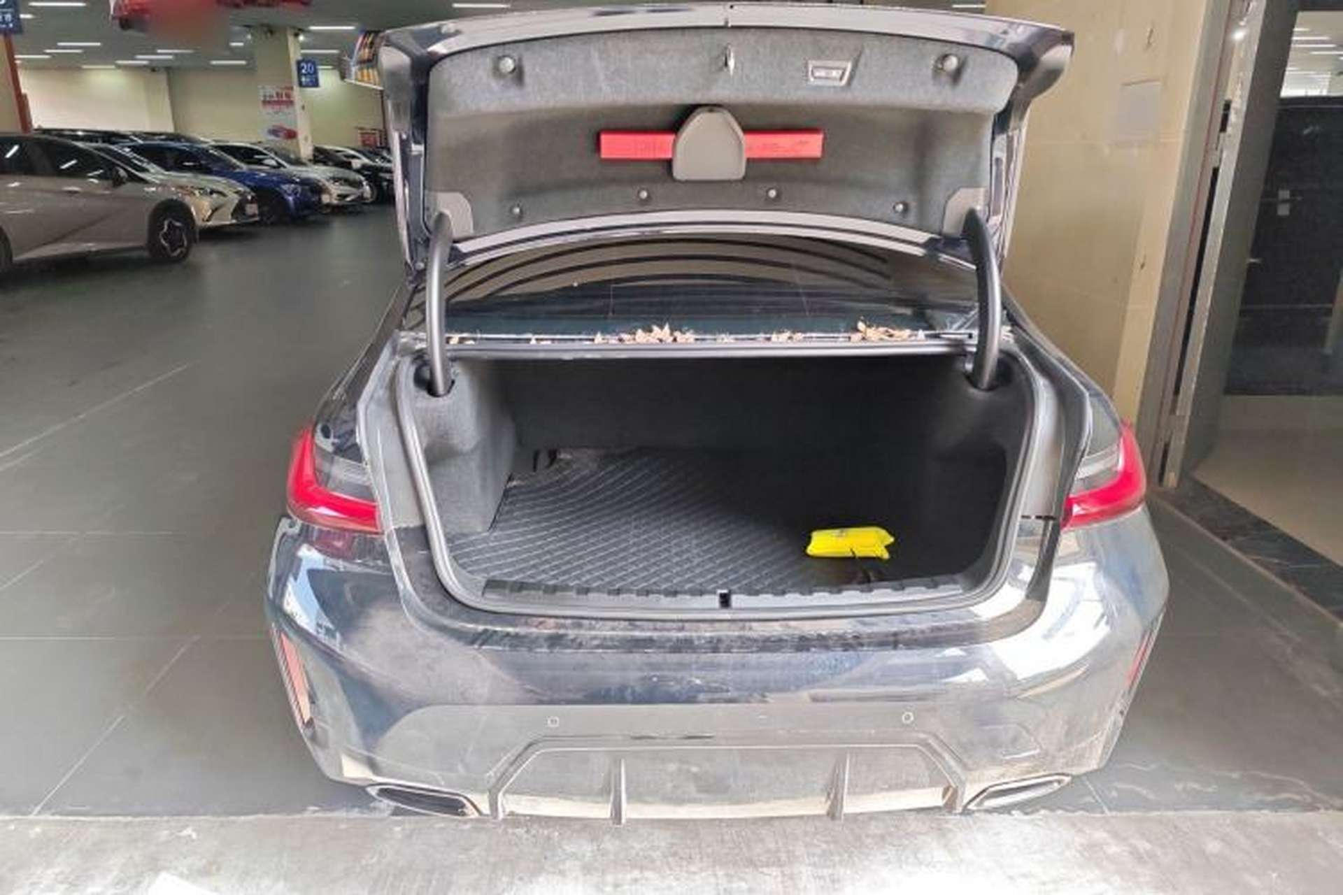 Used BMW 3 Series 2025 330Li M Sport Shadowline Package Trunk