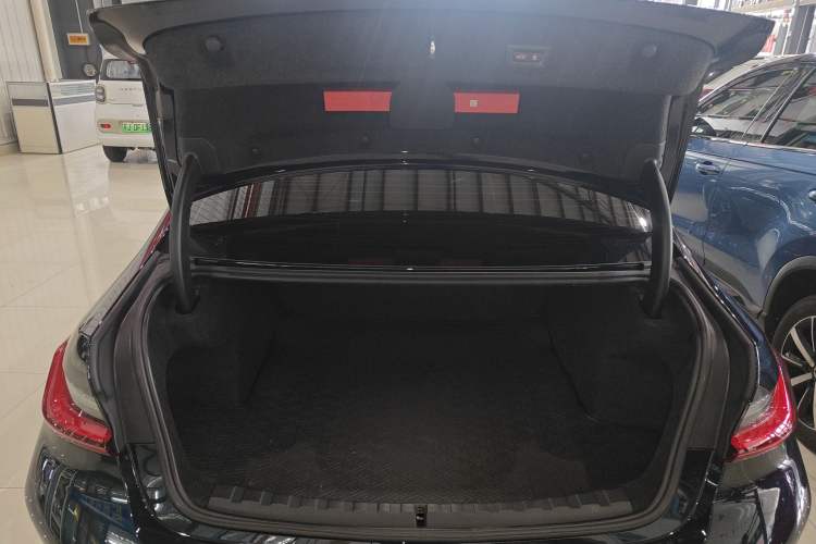 Used BMW 3 Series 2025 330Li M Sport Shadowline Package Trunk