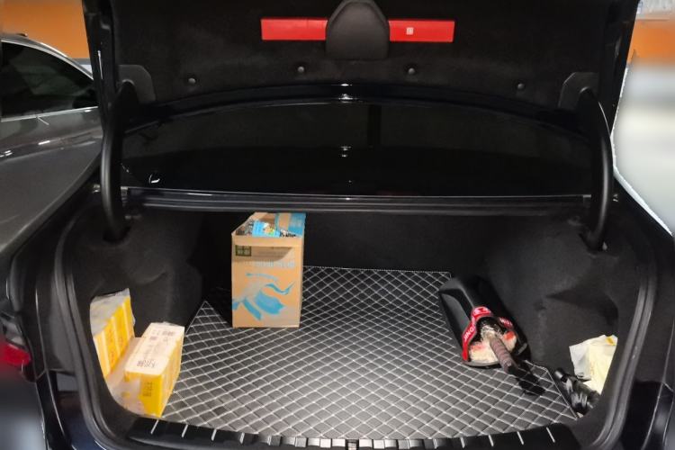 Used BMW 3 Series 2025 330Li M Sport Shadowline Package Trunk