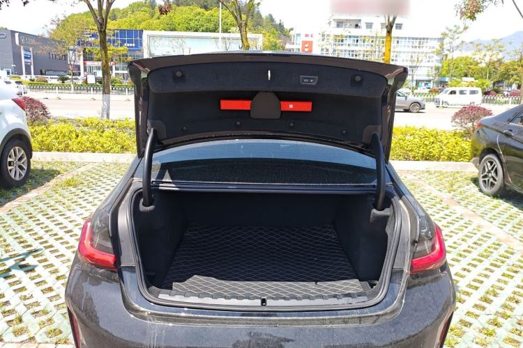 Used BMW 3 Series 2025 330Li M Sport Shadowline Package Trunk