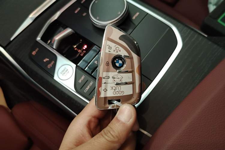 Used BMW 3 Series 2025 325Li M Sport Package Vehicle Key