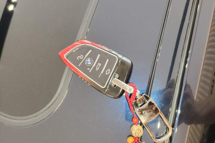 Used BMW 3 Series 2025 325Li M Sport Package Vehicle Key