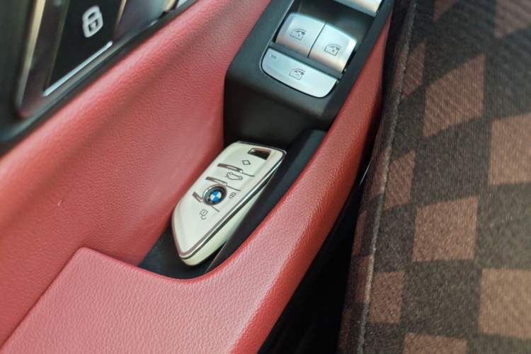 Used BMW 3 Series 2025 325Li M Sport Package Vehicle Key