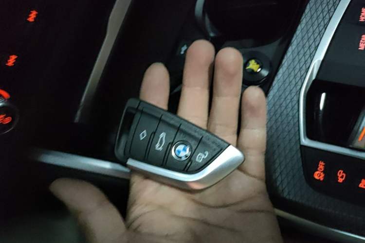 Used BMW 3 Series 2025 330i M Sport Night Edition Package Vehicle Key