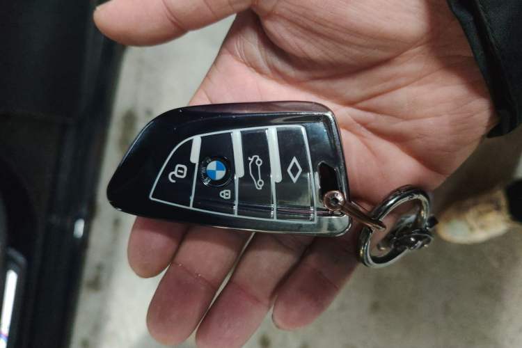 Used BMW 3 Series 2025 325Li M Sport Package Vehicle Key