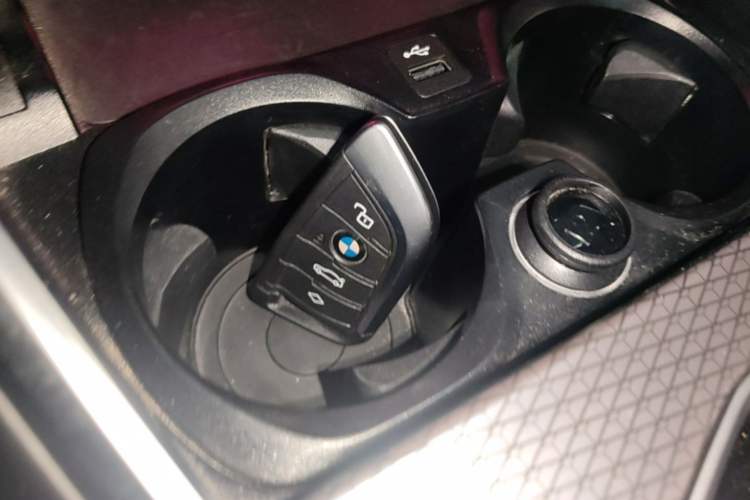 Used BMW 3 Series 2025 330Li M Sport Shadowline Package Vehicle Key