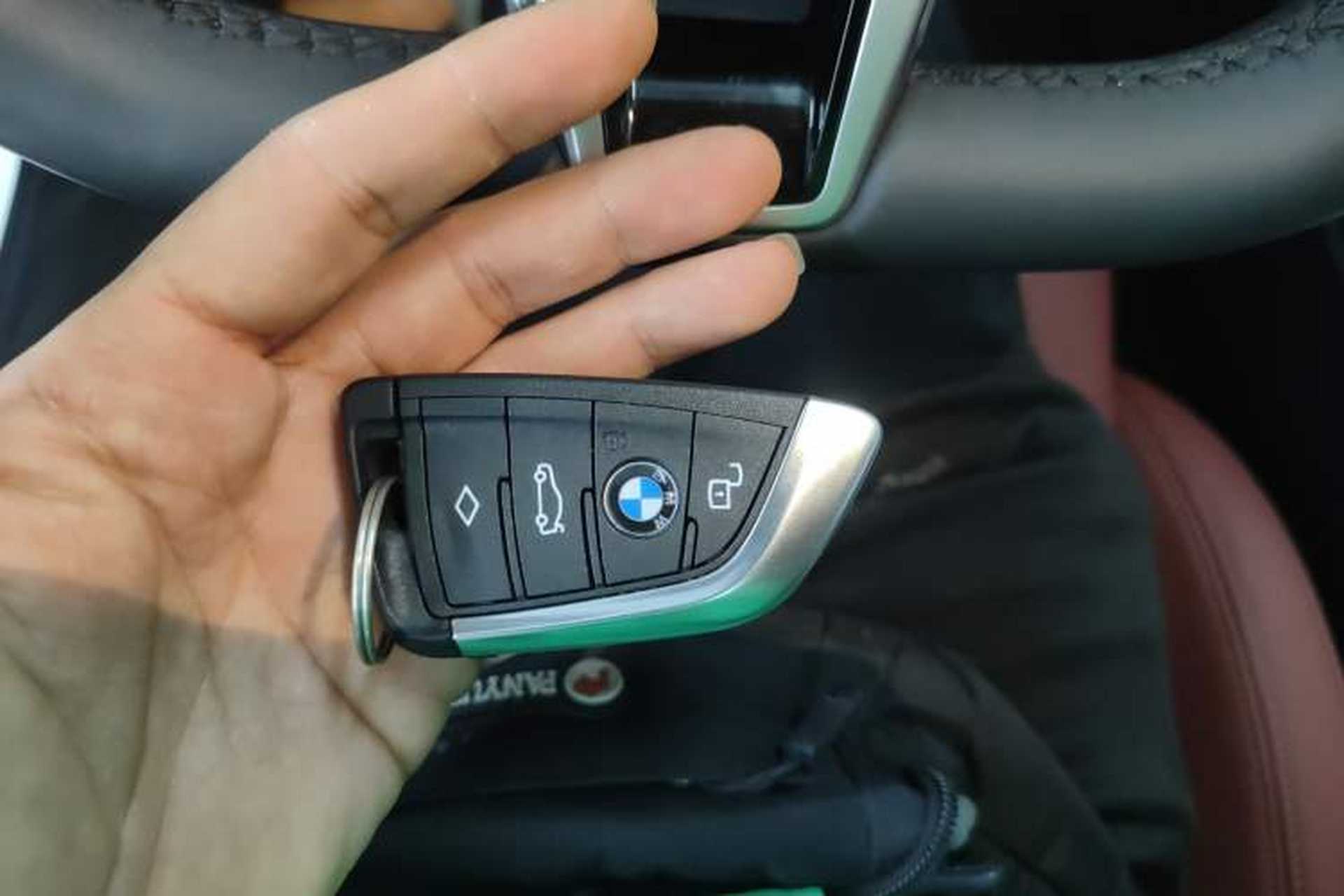Used BMW 3 Series 2025 330Li M Sport Shadowline Package Vehicle Key