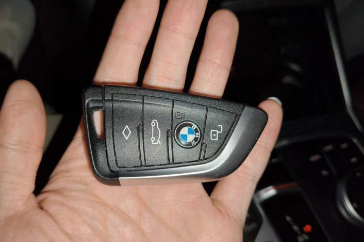 Used BMW 3 Series 2025 325Li M Sport Package Vehicle Key