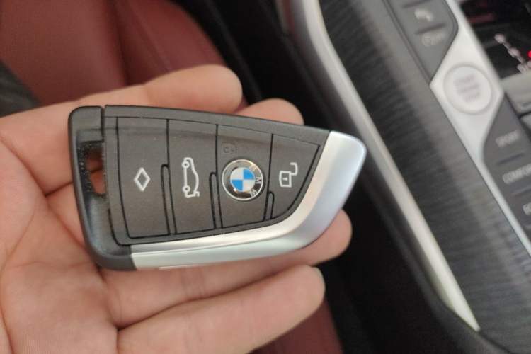Used BMW 3 Series 2025 325Li M Sport Package Vehicle Key