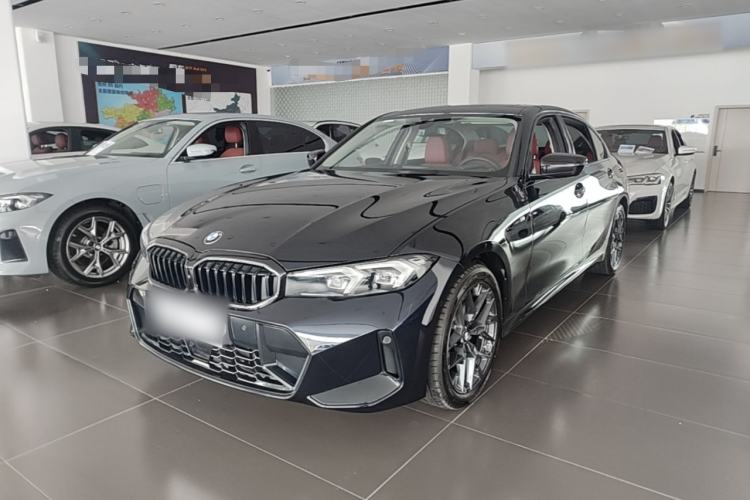 BMW 3 Series 2025 330Li M Sport Shadowline Package