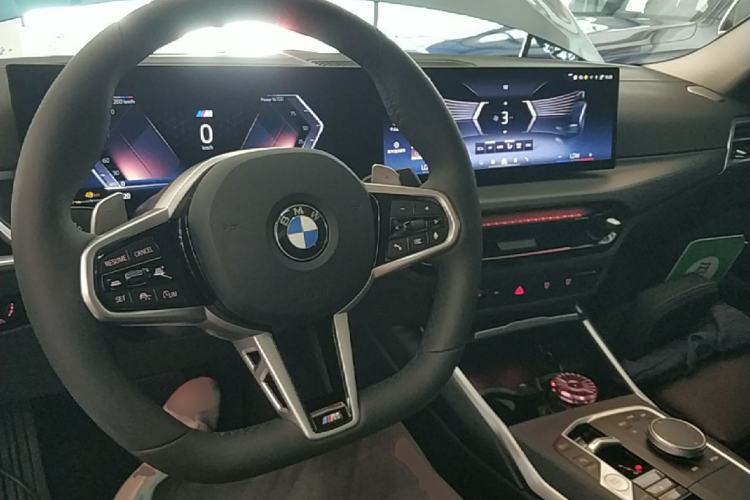 Used BMW 3 Series 2025 325Li M Sport Package Center Console