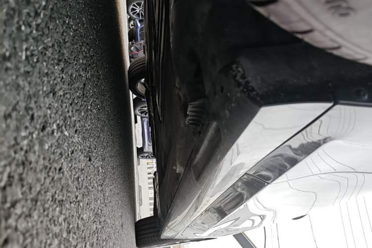 Used BMW 3 Series 2025 325i M Sport Package Chassis Front Left