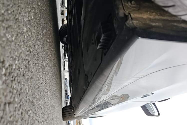 Used BMW 3 Series 2025 325i M Sport Package Chassis Rear Right