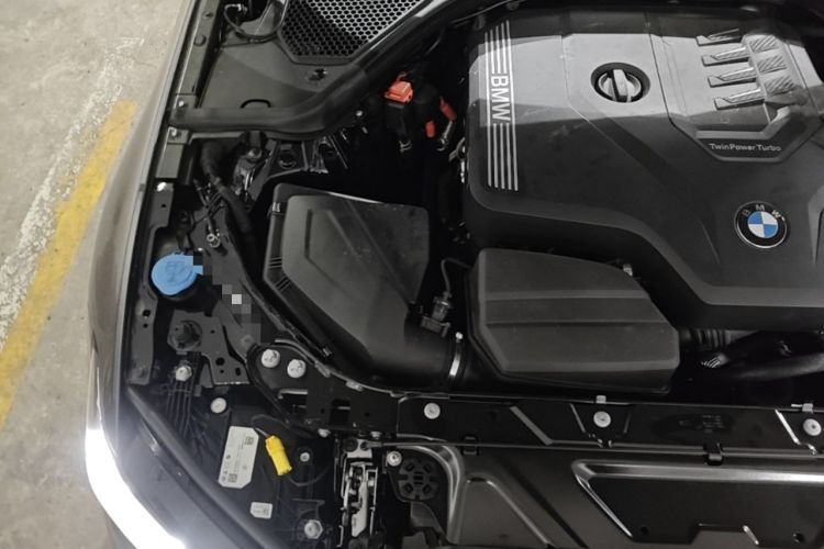 Used BMW 3 Series 2025 330Li M Sport Shadowline Package Engine Bay Right
