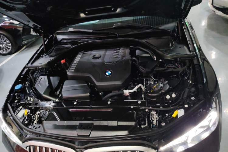 Used BMW 3 Series 2025 325Li M Sport Package Engine Bay