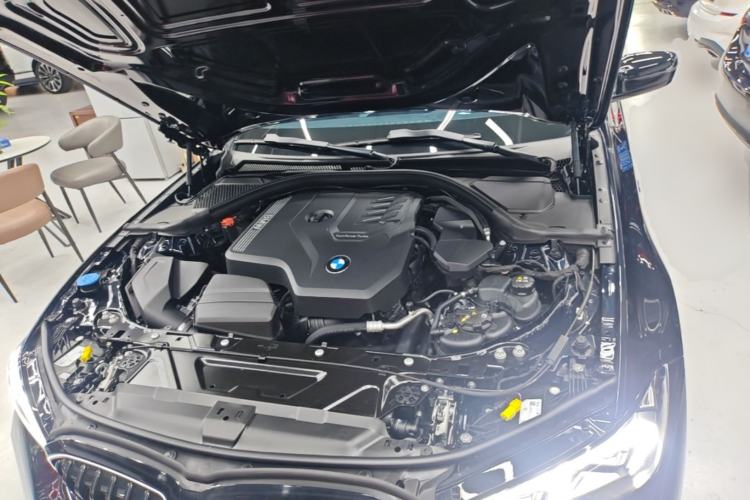 Used BMW 3 Series 2025 330i M Sport Night Edition Package Engine Bay