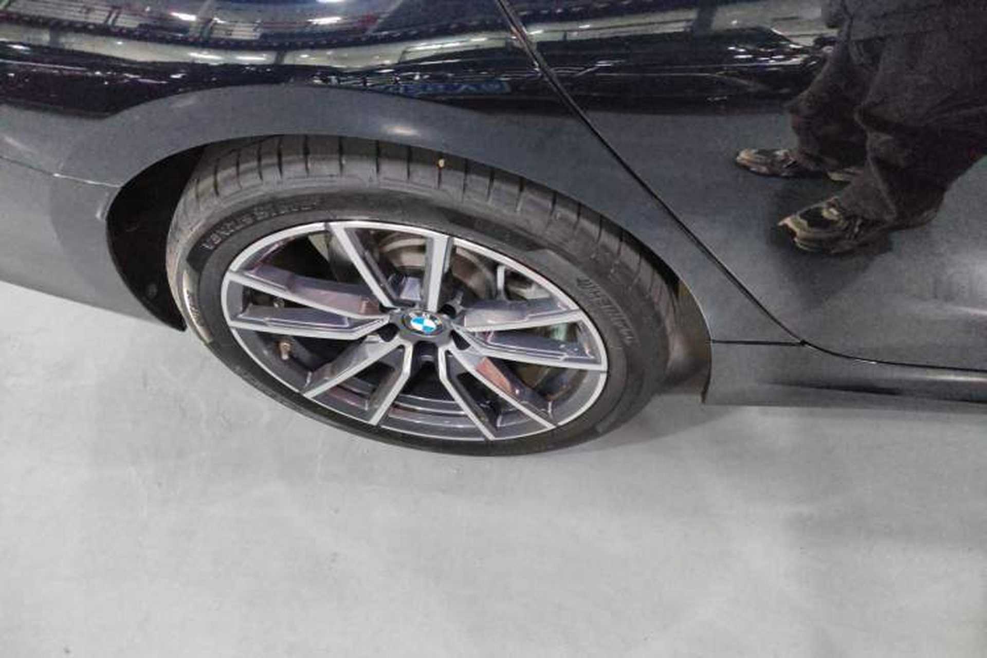 Used BMW 3 Series 2025 325Li M Sport Package Exterior 5