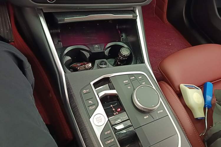 Used BMW 3 Series 2025 325Li M Sport Package Gear Lever