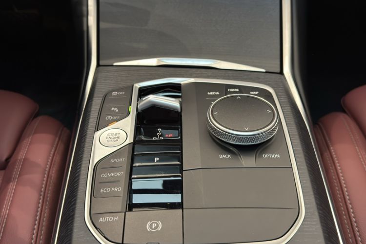 Used BMW 3 Series 2025 325Li M Sport Package Interior 1