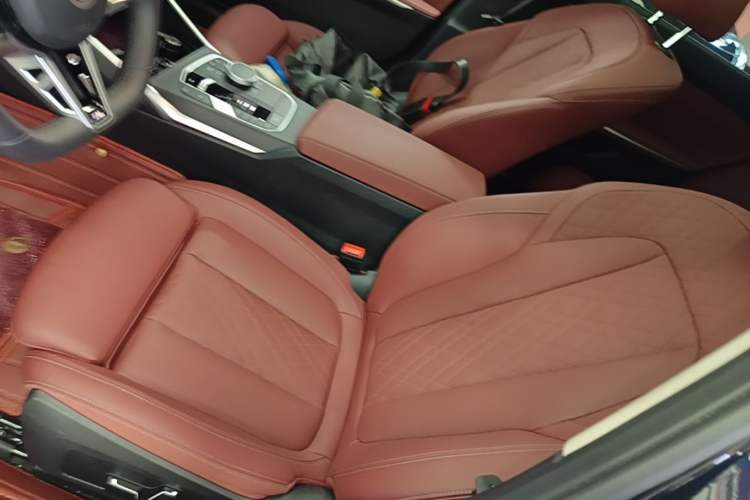 Used BMW 3 Series 2025 325Li M Sport Package Left Front Seat