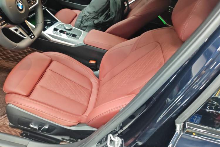 Used BMW 3 Series 2025 330i M Sport Night Edition Package Left Front Seat