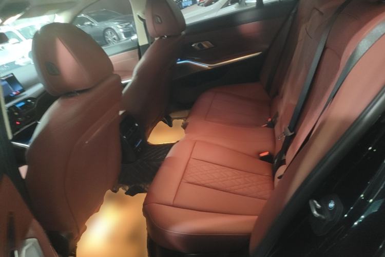 Used BMW 3 Series 2025 325Li M Sport Package Left Rear Seat