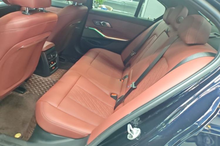 Used BMW 3 Series 2025 330i M Sport Night Edition Package Left Rear Seat
