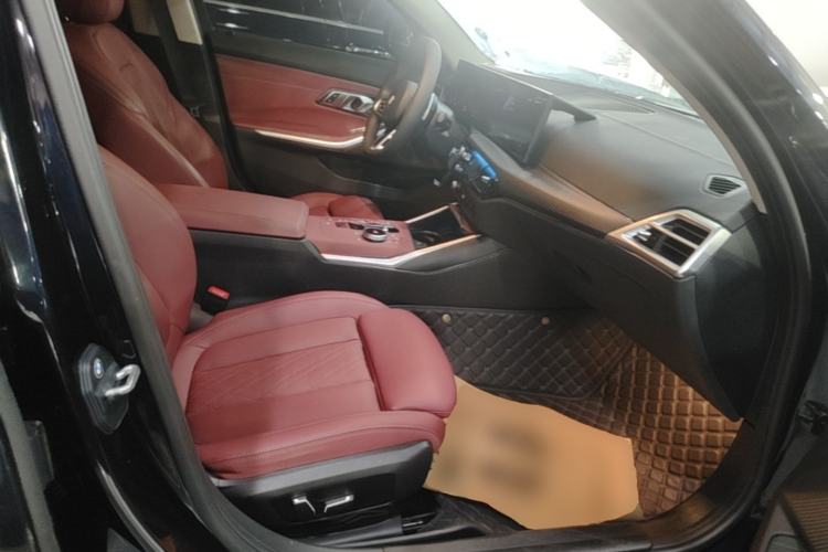 Used BMW 3 Series 2025 325Li M Sport Package Right Front Seat