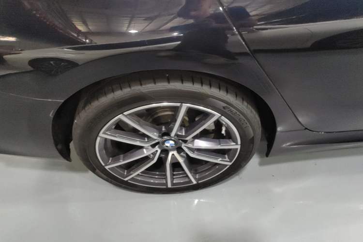 Used BMW 3 Series 2025 325Li M Sport Package Right Rear Wheel Hub