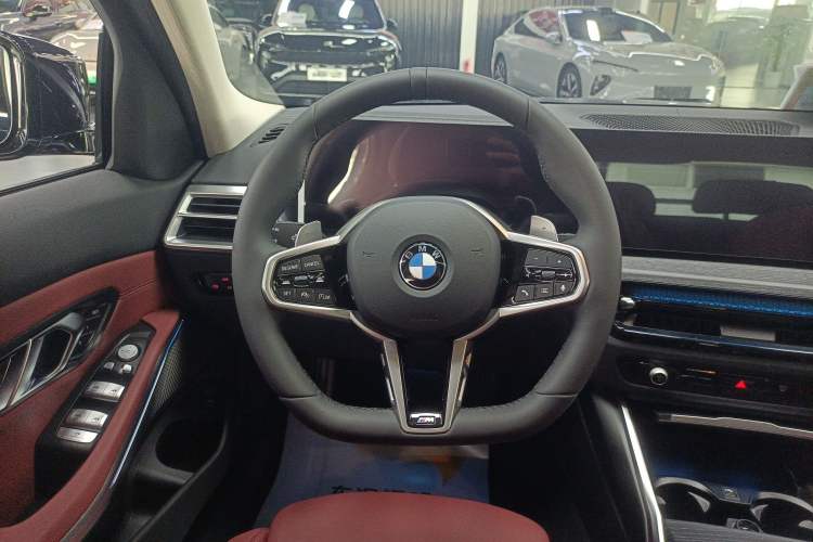 Used BMW 3 Series 2025 325Li M Sport Package Steering Wheel