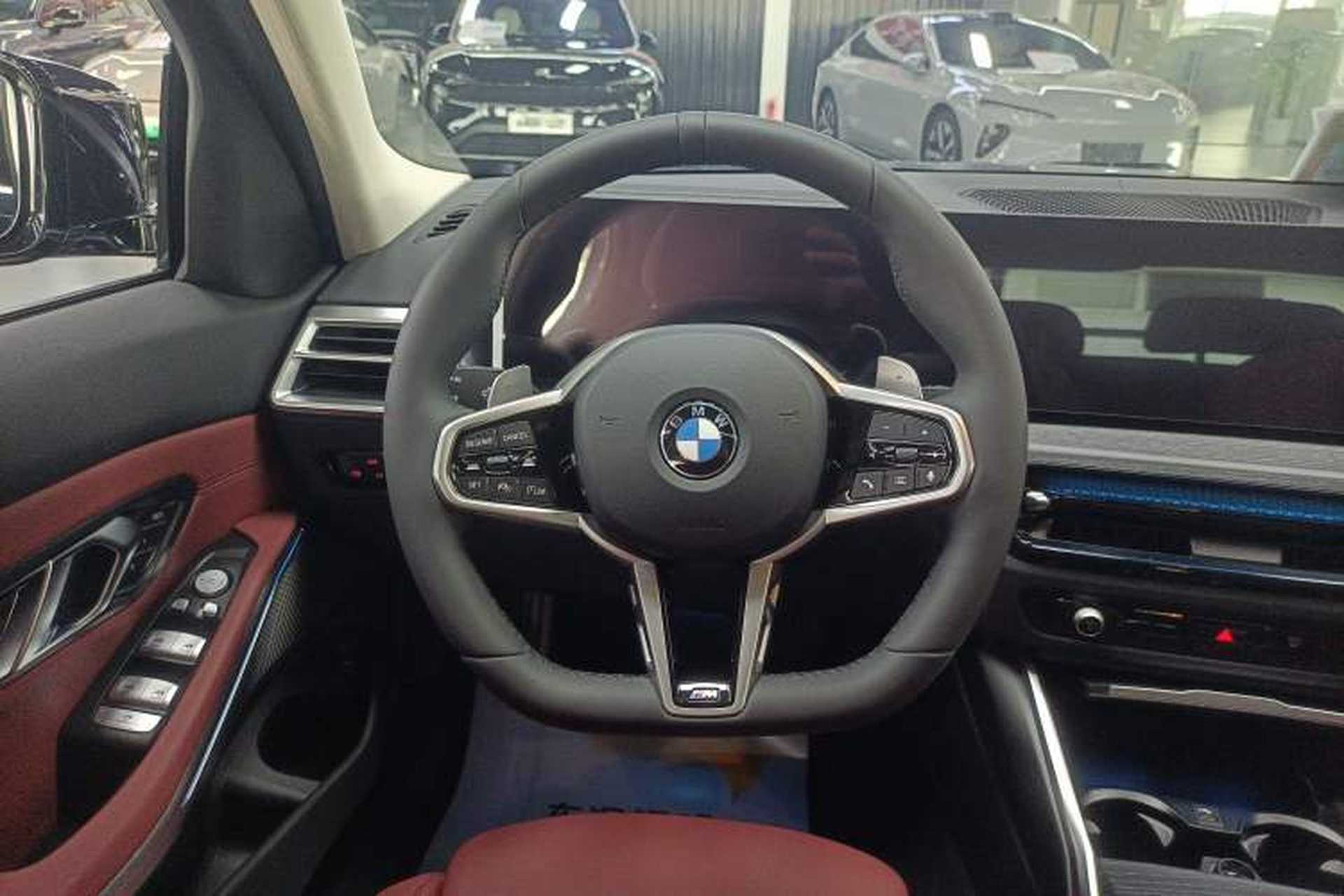 Used BMW 3 Series 2025 325Li M Sport Package Steering Wheel
