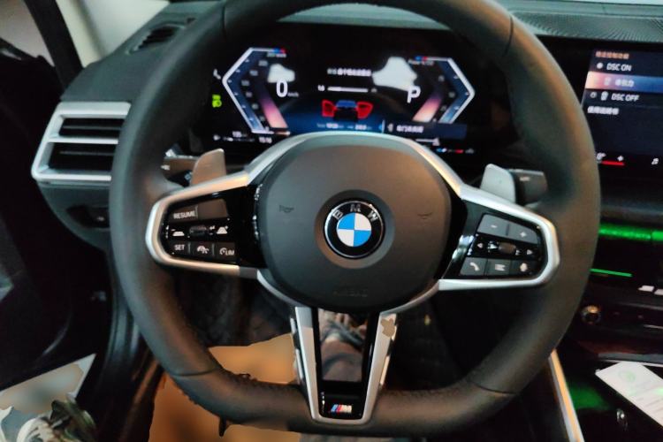Used BMW 3 Series 2025 325Li M Sport Package Steering Wheel