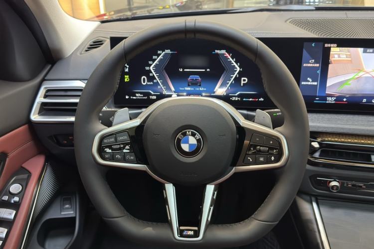 Used BMW 3 Series 2025 325Li M Sport Package Steering Wheel